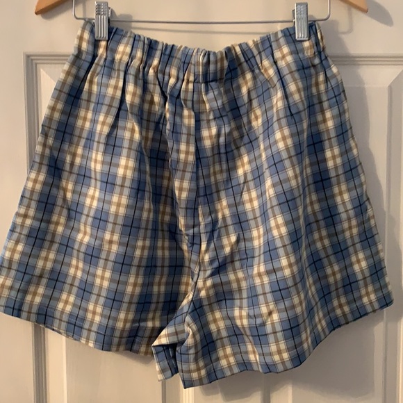 shorts - Picture 2 of 2